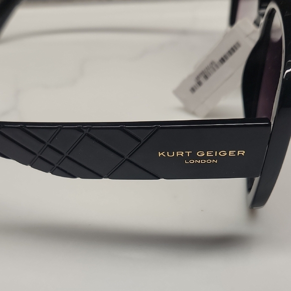 Kurt Geiger Black Oversized Sunglasses - Picture 6 of 10